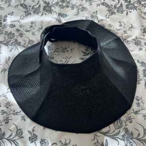 Black Foldable/Packable Hat with Bow NWOT